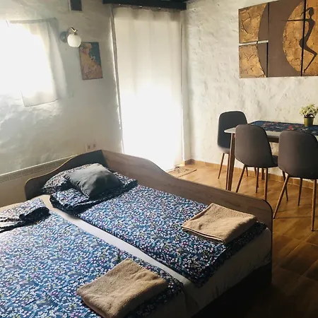 Гостевой дом Lidia Vendeghaz Тата