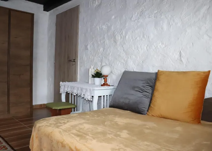 Pensjonat Lidia Vendeghaz Tata